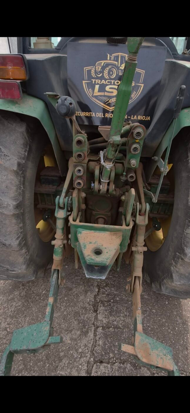John Deere 5500N